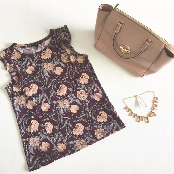 new Banana Republic ✦ Print Ruffle Tank ✦ Floral - Picture 8 of 12